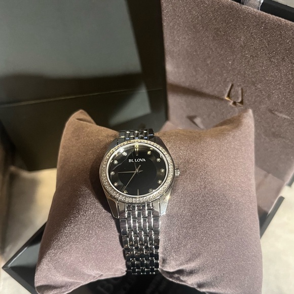 Bulova women’s classic black dial